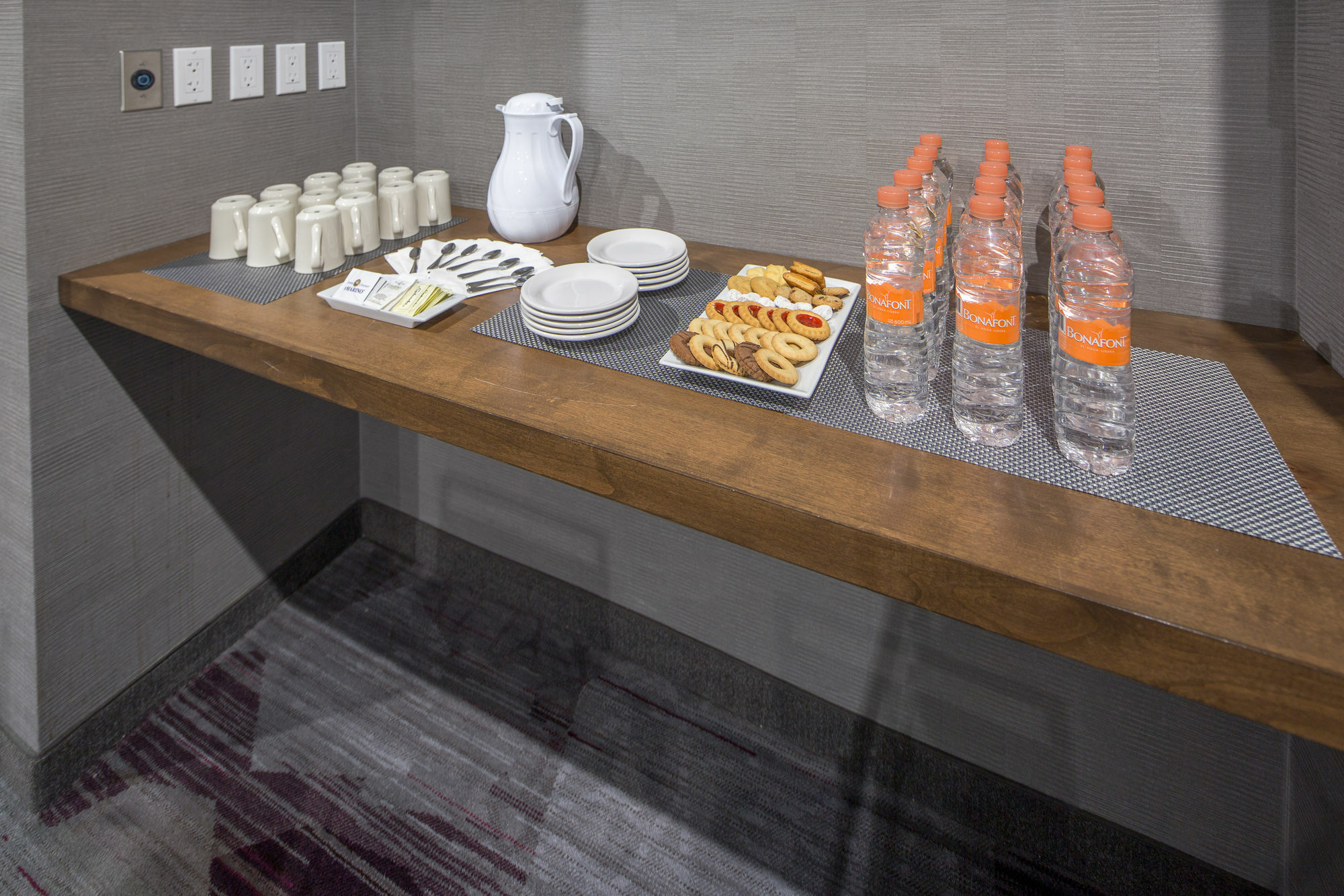 Courtyard By Marriott Chihuahua Hotel Buitenkant foto